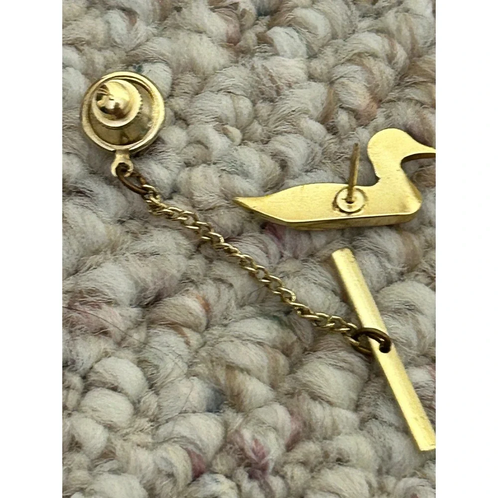Vintage Mallard Duck Tie Tack Enamel Bird Lapel‎ Pin with Safety Chain Gold Tone